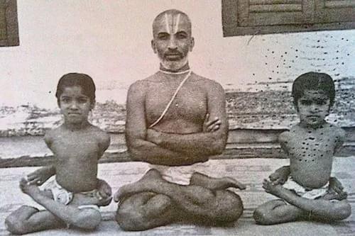 瑜伽辣么久现代瑜伽之父Krishnamacharya你知道吗？(图2)