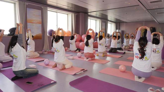 渭南市妇幼保健院“瑜”见新生——孕妇瑜伽活动举行(图2)