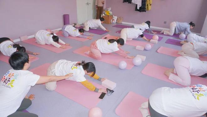 渭南市妇幼保健院“瑜”见新生——孕妇瑜伽活动举行(图6)