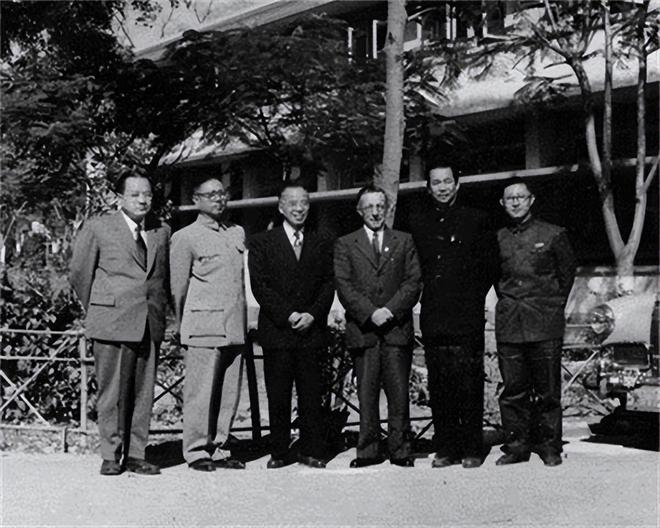 1951年5名美谈判专家现身朝鲜主席亲点一人：他吵架从没输过(图10)