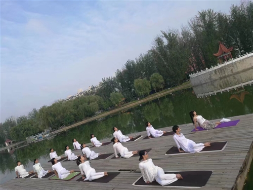 银河娱乐瑜伽教练培训哪里好——中国最专业的瑜伽教练培训学校(图2)